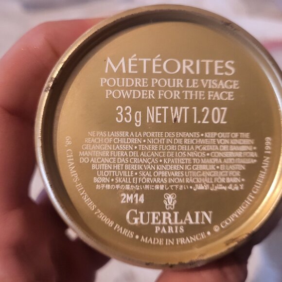 Vintage Guerlain Météorites Face Powder Tins – Beige Chic 03 – Parisian Floral G - Picture 3 of 5